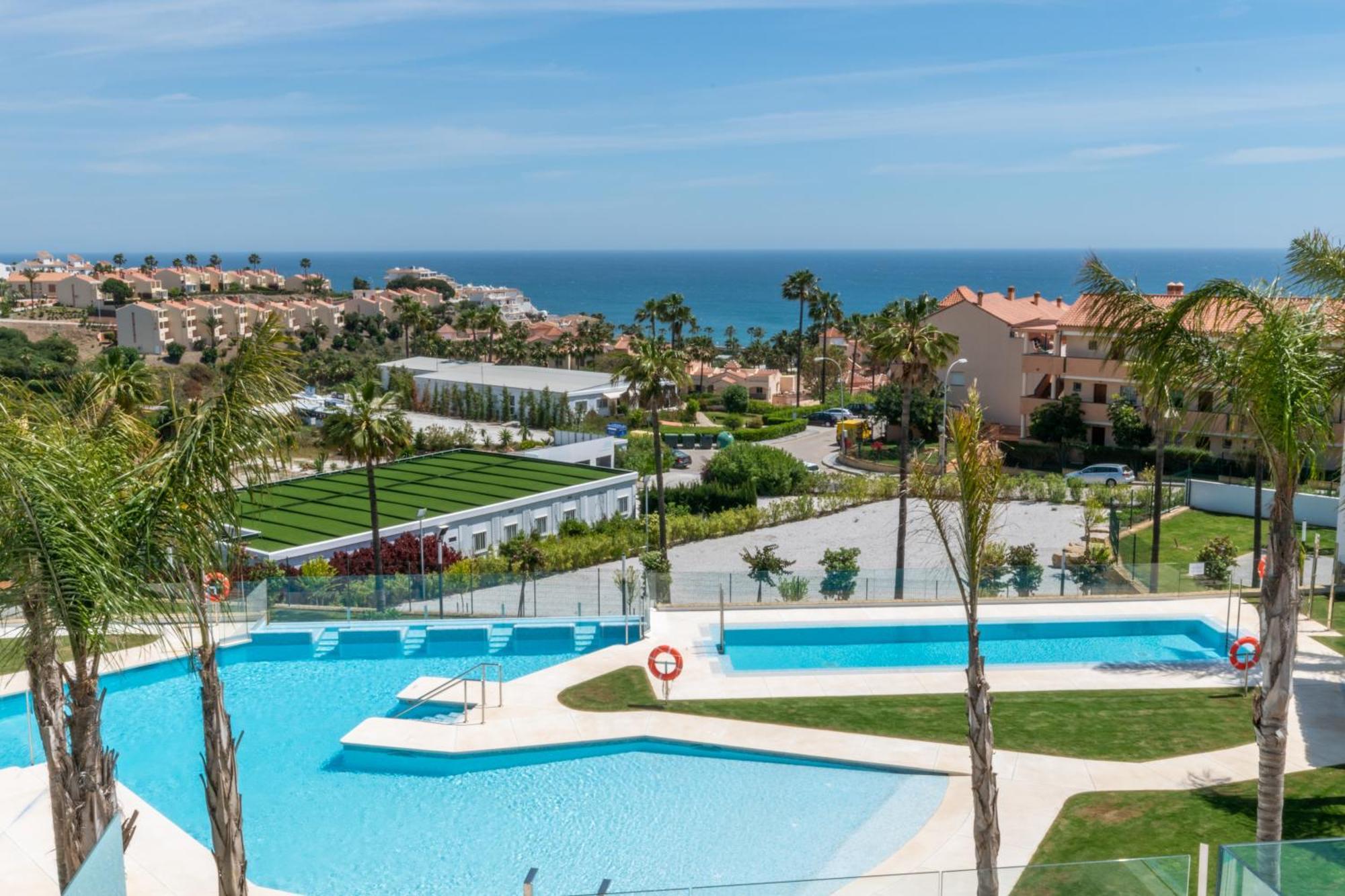 Luxury 2Br Seaviews - Santa Barbara Heights Apartment ฟูเอนฮิโรลา ภายนอก รูปภาพ